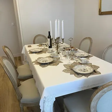 L'ecrin Du Chateau Apartment Polignac (Haute-Loire)